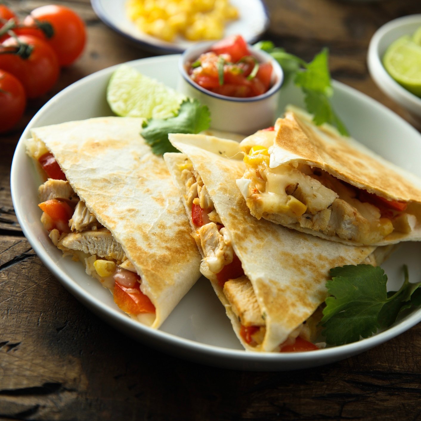 Quesadillas with chicken and vegetables - Healthy cuisine
